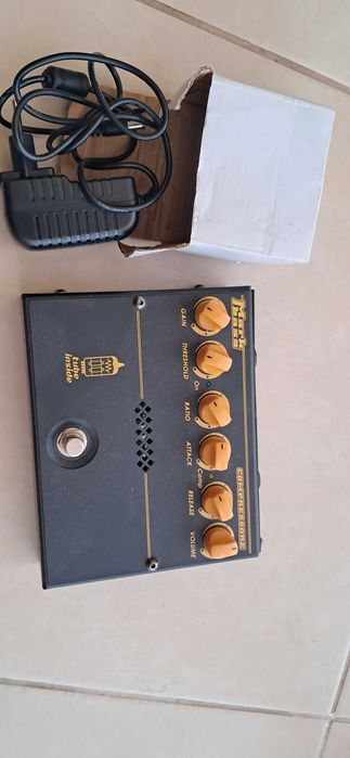 Mark Bass compressor baixo