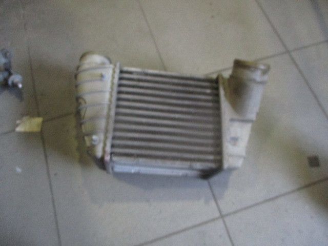 Radiador do intercooler AUDI A3 (8L1)