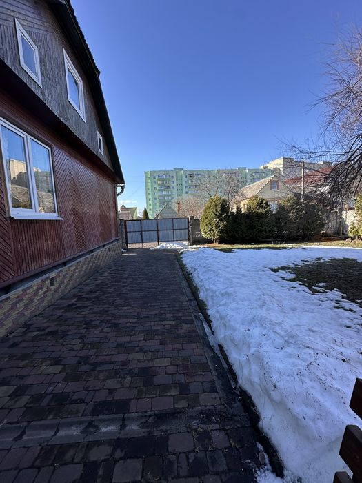 Здам Будинок біля Центру Жуковського(Архітектора Бургіньйона)