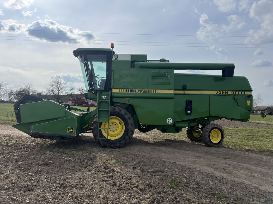 Свіжопривезений комбайн JOHN DEERE 1157 жатка Шумахер