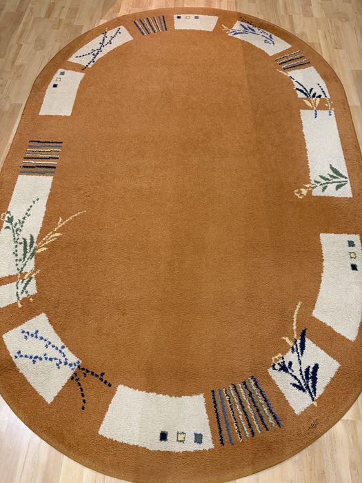 Килим овал 160х240