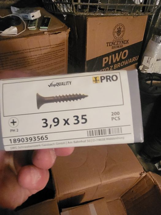Wkręty gipsowo kartonowe  3,9 x 35 200szt