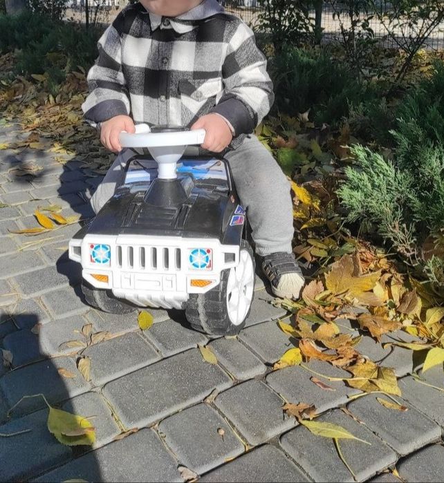 Толокар машинка детская