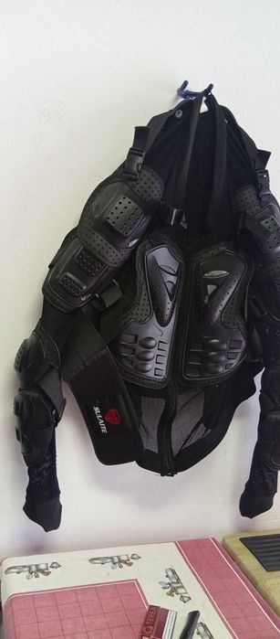 Proteção tronco moto