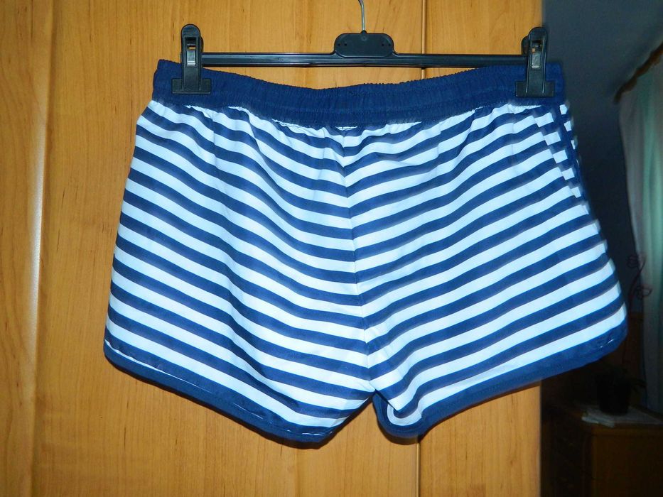 Spodenki kąpielówki w paski