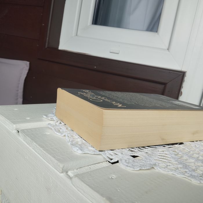 Czerwone zwoje magii Cassandra Clare