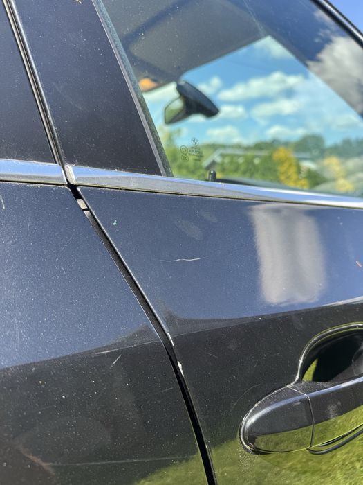 BMW E60 E61 drzwi prawy przód 475/9 Black Sapphire Metallic igła - W KOLOR