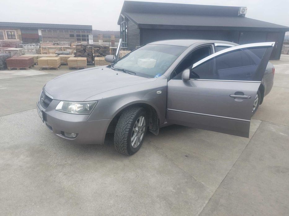 Соната 2.0 бенз 2007р