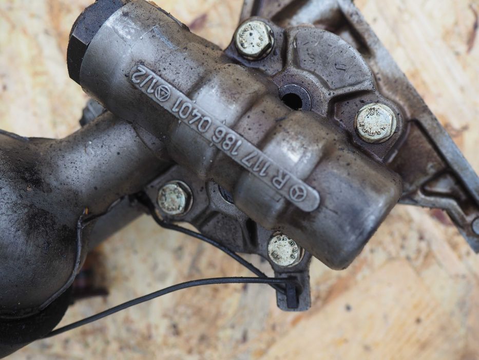 Pompa olejowa mercedes W126 560