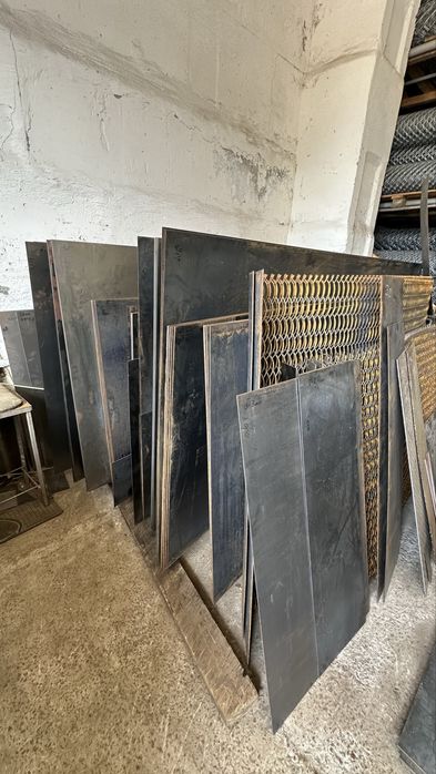 Листи алюмінієві-рефлені, нержавійка.