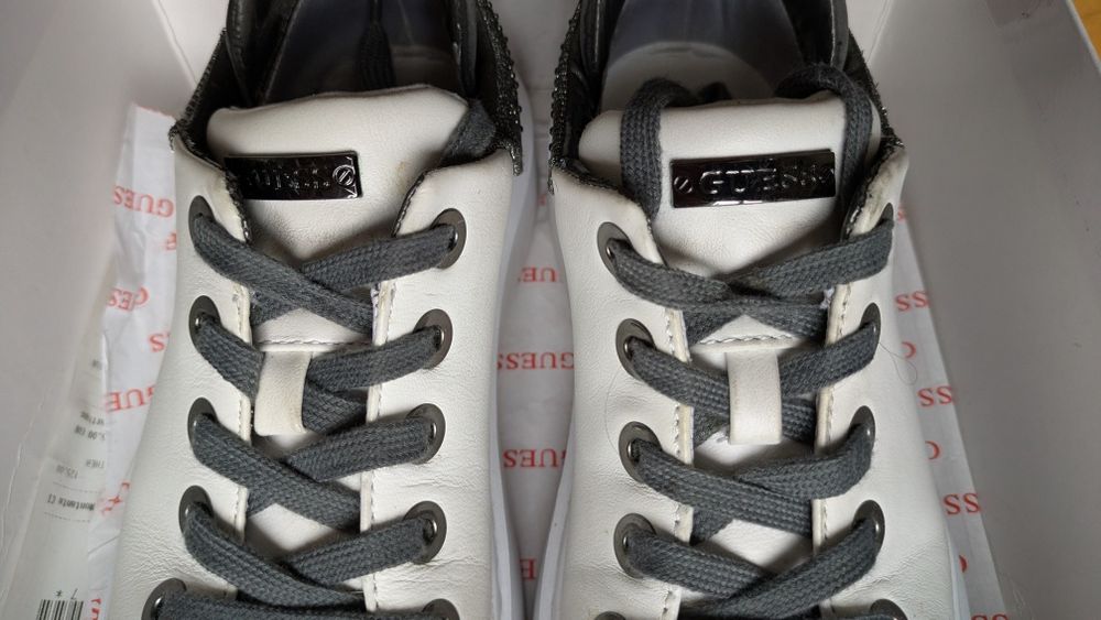 Tenis GUESS, nr  37
