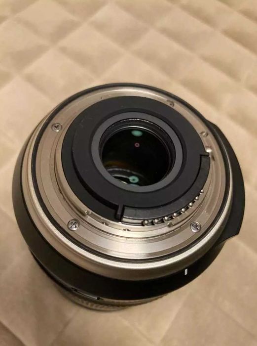 Objetiva Tamron 18 - 400mm F/3.5-6.3 Di II VC HLD para Nikon