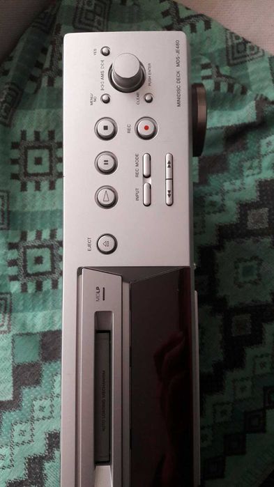 мини дисковая дека Sony-MDS-je 480 с пультом и паспортом ! состояние!