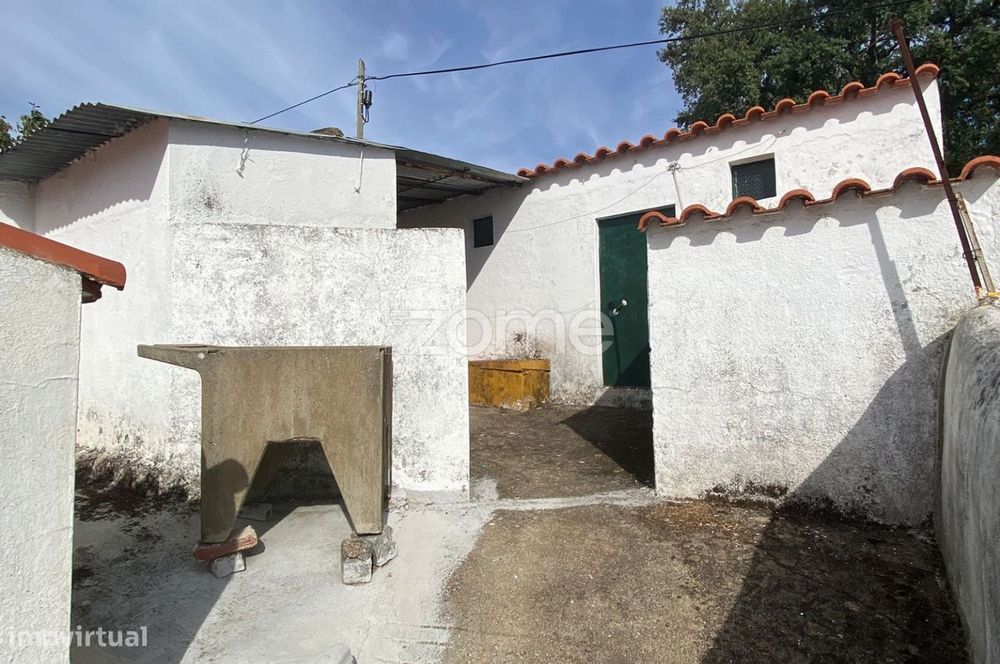 Venda vivenda T2 + anexos em Marvão ( santo Antônio das Areias )