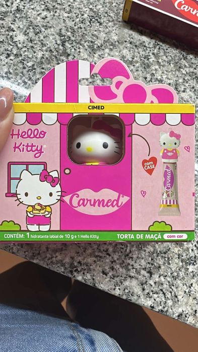 Carmed hello kitty