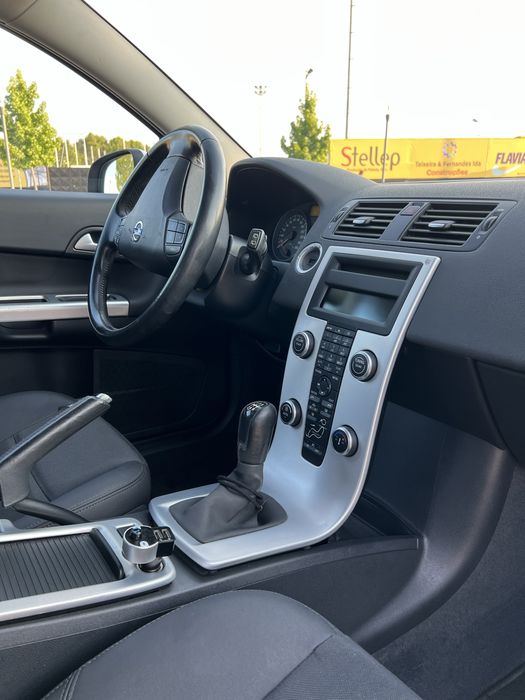 Volvo C30 1.6D Drive | 109cv | 145.648 km | Muito estimado