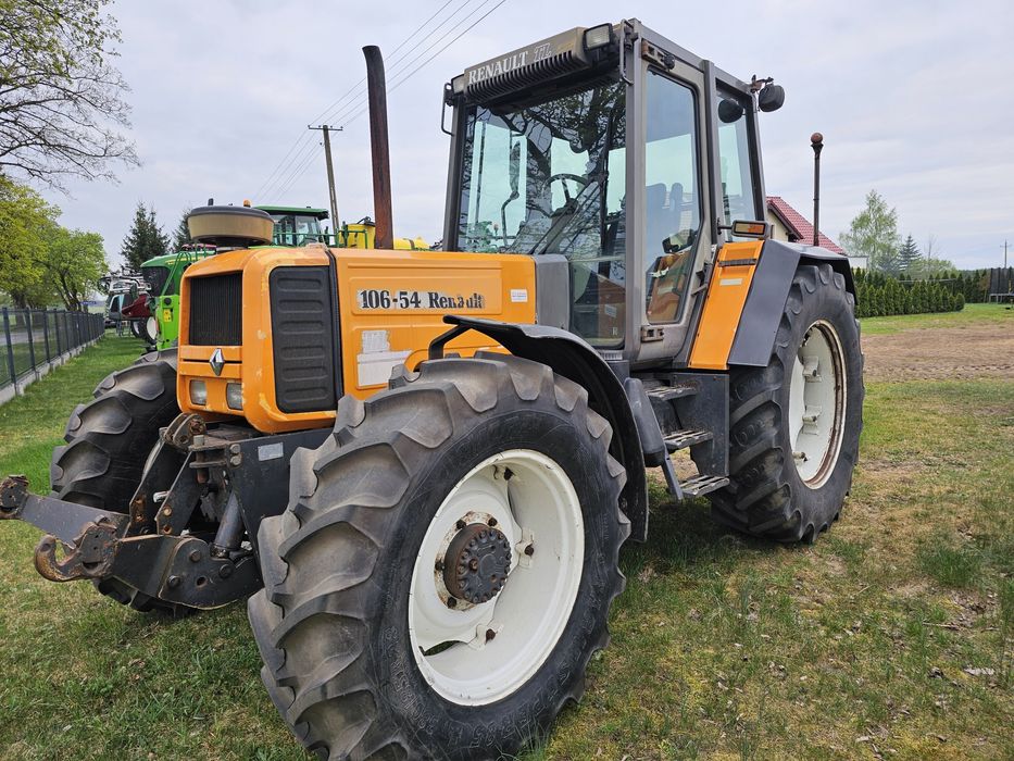 Ciagnik Renault 106 54   moc 96km 
-silnik Fendt mwm 6 cyl
-skrzyn