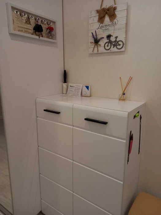 Продам 2 х кв в новом доме с евроремонтом с видом на море свое АГВ.