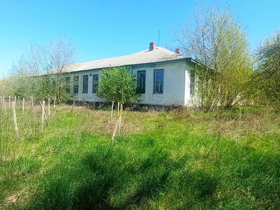 Забілоччя, (Житом.обл)Ділянка 2.2 га,+ Приміщення 1000 кв. метрів