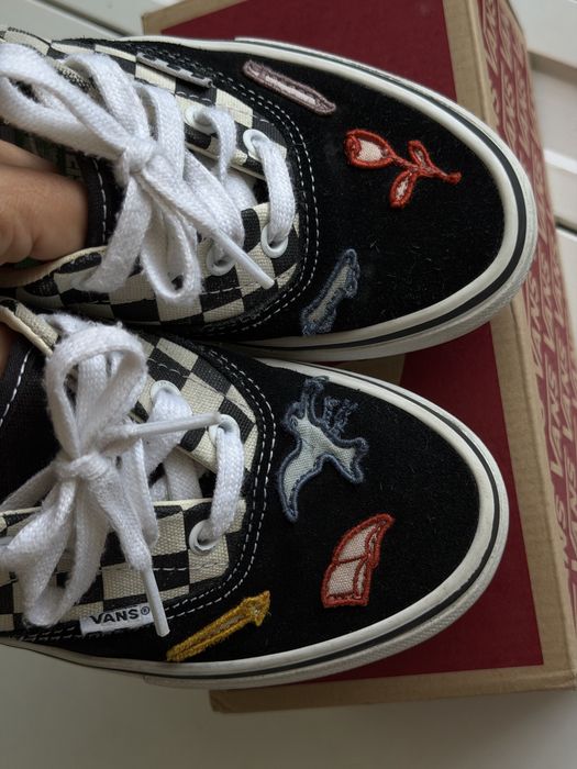 VANS x Skateistan Skate era