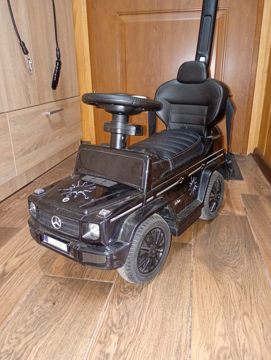 Jeździk pchacz dziecięcy Mercedes G klasa