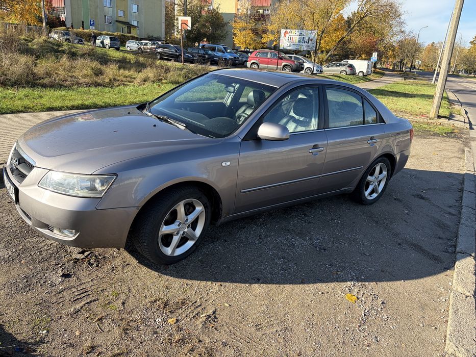 Hyundai Sonata
