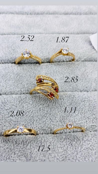 Золоті каблучки б/в у асортименті