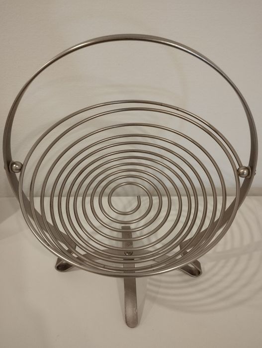 Used Stainless Steel Fruit Bowl426077305795389441