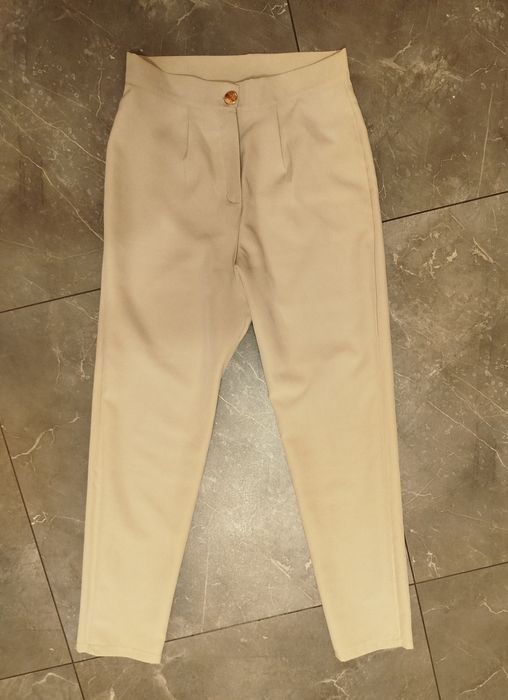 Eleganckie spodnie damskie Boohoo