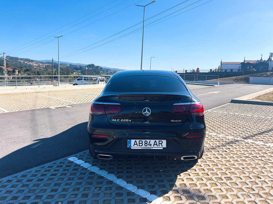 Mercedes-Benz GLC Coupe 220d 4 Matic AMG Line — photo 4