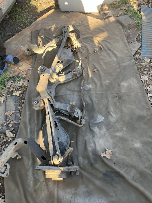 Бмв е36 задняя балка дисковая