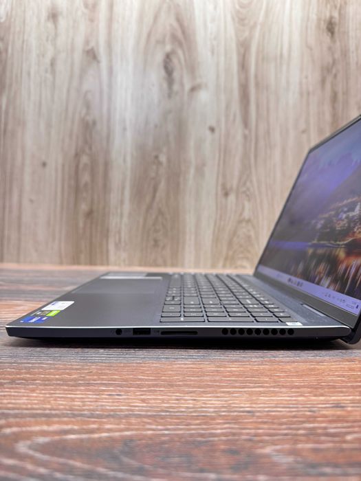 Професійний ноутбук Dell 7610 16 QHD+|i7-11800H|16GB|512GB|RTX3050 4GB