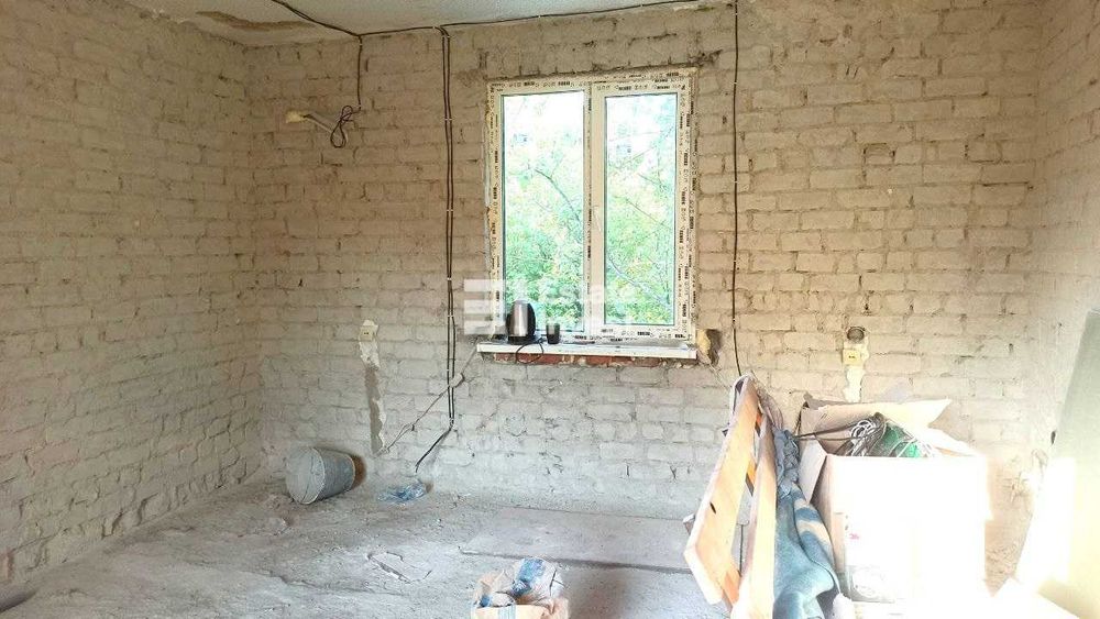 Продам будинок-дачу у с. Лідне.