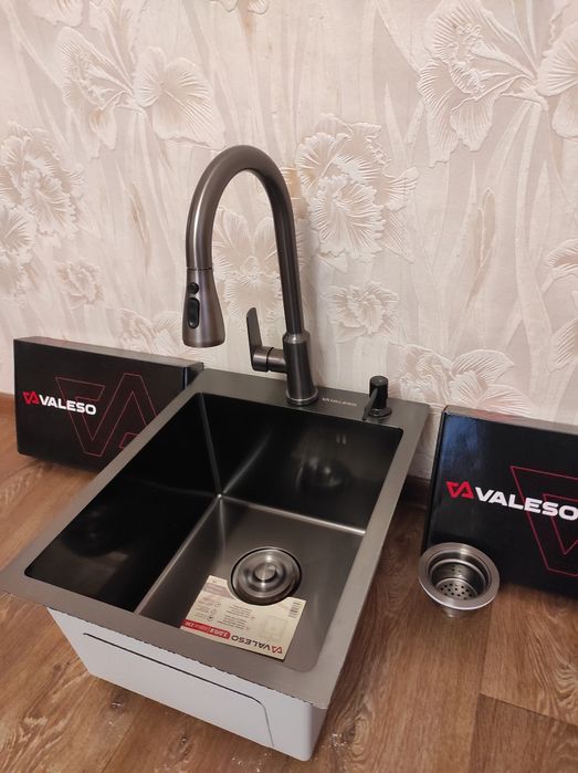 Акция! -27%.Мойка на кухню Valeso hendmade 40*50 pvd чёрная.3 mm.
