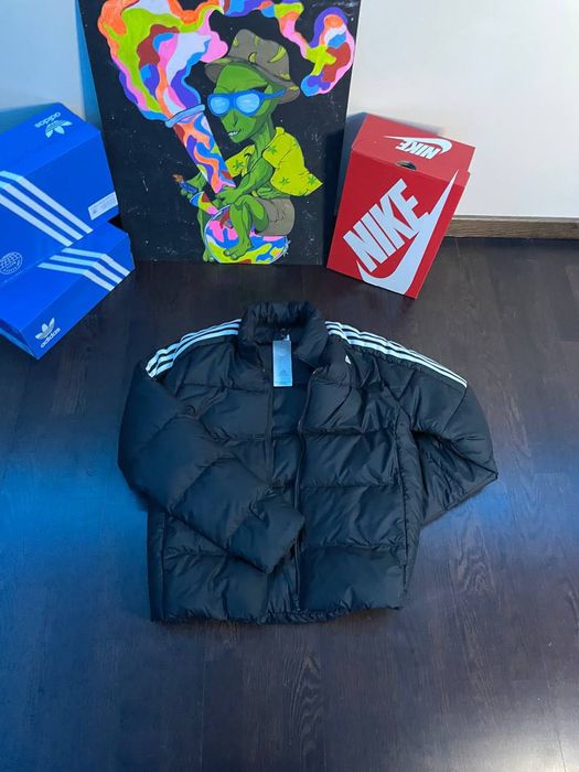 Пуховик "Adidas" Essentials Midweight Down Jacket / Original