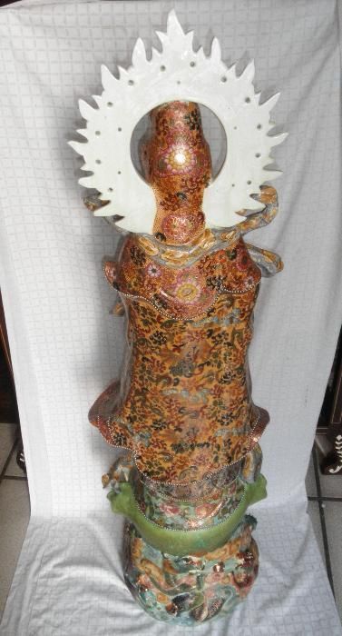 Estátua Divindade Asiática