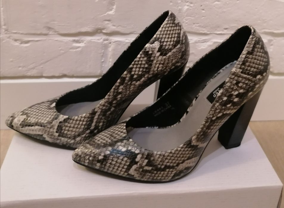 buty na obcasie Reserved