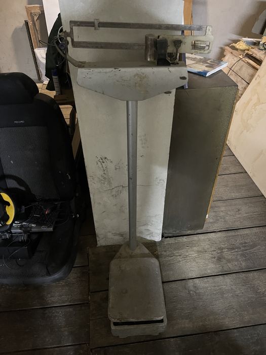 Механічні медичні ваги (радянські, металеві, напольні) Вага вес