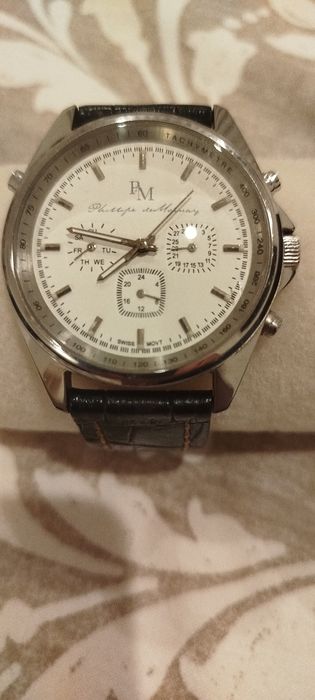 Relógios de homem de várias marcas