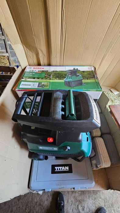 Rozdrabniacz do gałęzi Bosch AXT 25 TC