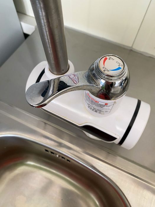 Roulote totalmente equipada - negócio pronto