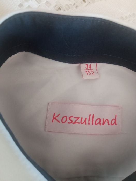 Białe  koszule dziecięce