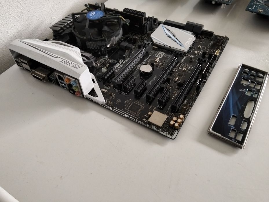 Asus z170+i5 7400 +ddr8g