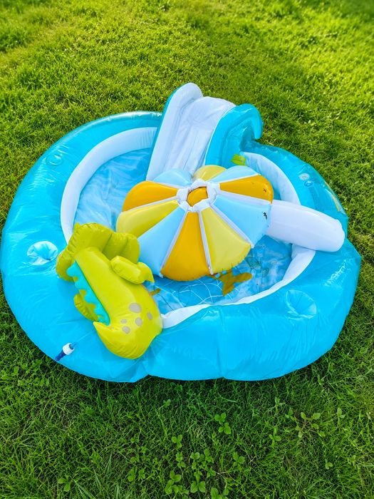 Basen dziecięcy fontanna parasol