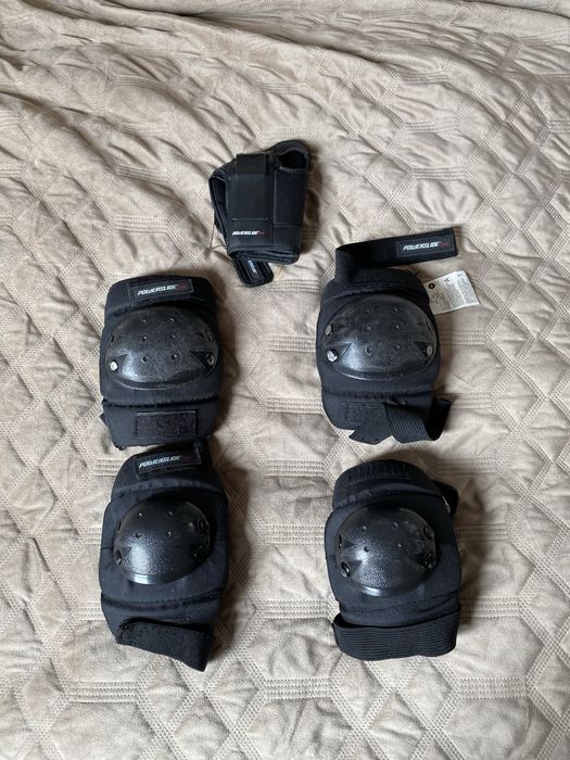 Powerslide zestaw dziecięcy ochraniaczy deska/rolki w dobrym stanie