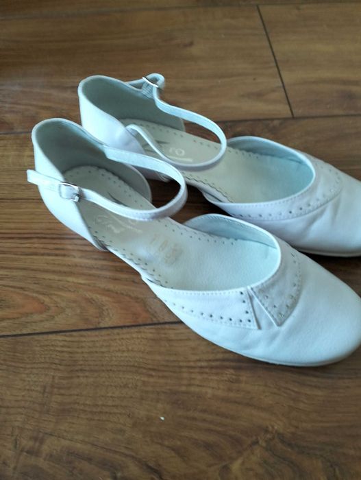 Buty skórzane na komunię
