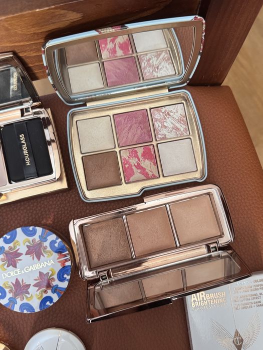Палетка палітра бронзер пудра румʼяна hourglass Charlotte tilbury dior