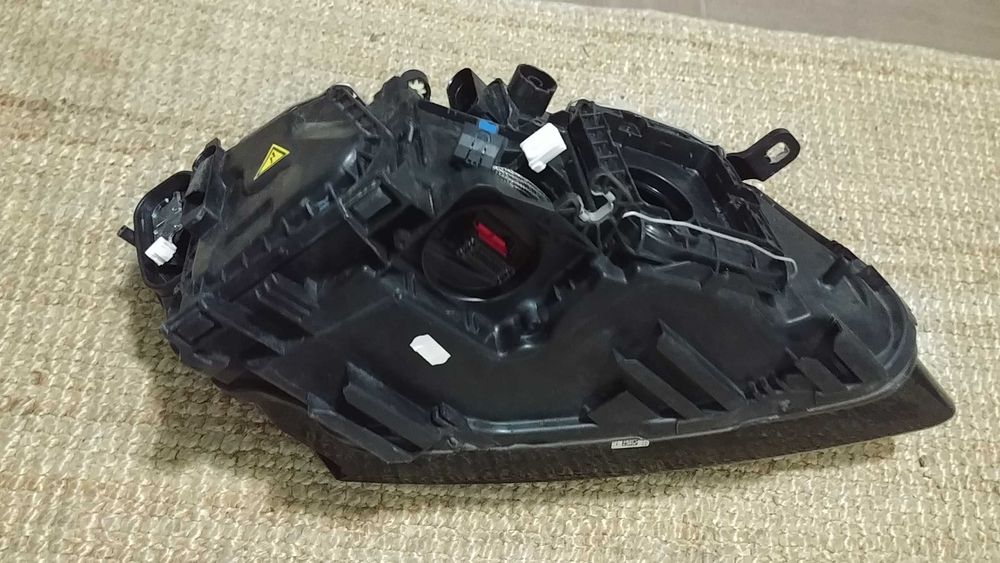 Lampa Audi Q5 Lift Bi-Xenon, Skrętna, Idealna kompletna, Piękna.