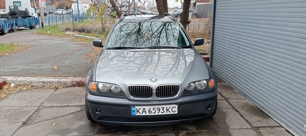 Продам БМВ Е46  2001г
