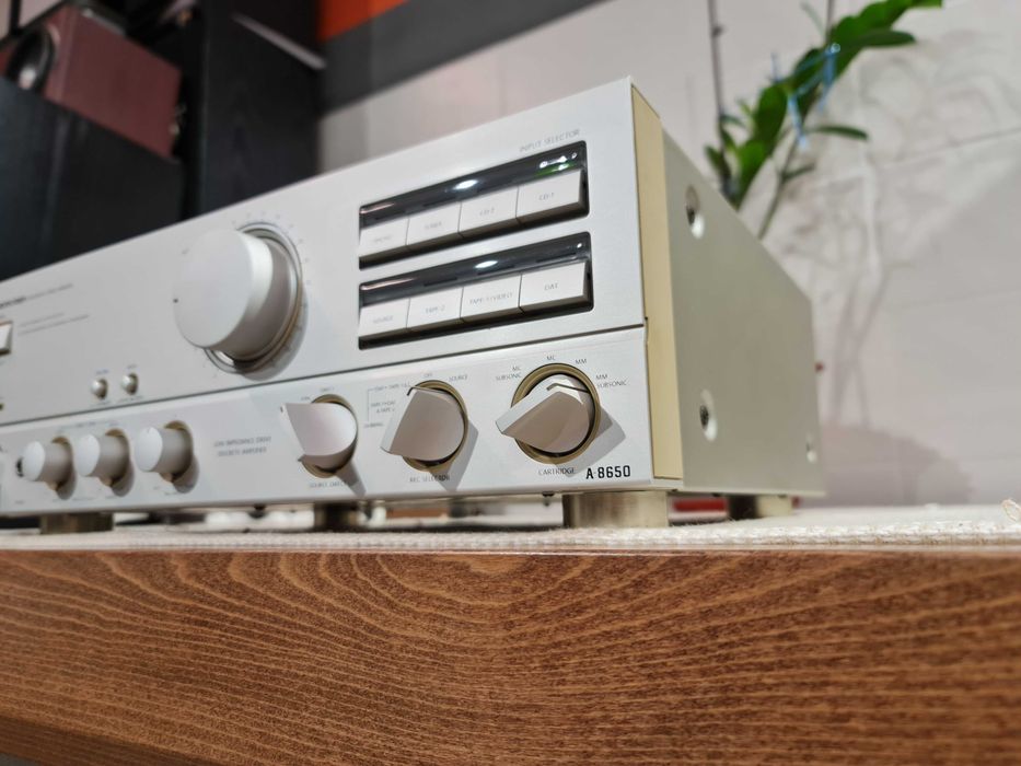 Підсилювач Onkyo Integra A-8650